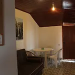 旅馆 图里斯提科西莉达旅舍